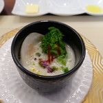 ビストロ ダイア - 蛤と蕪のすり流し、コトリアード仕立て