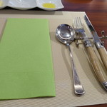 ビストロ ダイア - 新春仕様のナプキンでしょうか？