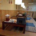 だし自慢うどん屋柏本 - 店内