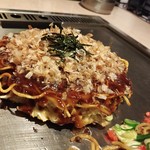 鉄処 - 豚玉大盛+モダン。これまた絶品♡