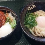 Hanamaru Udon - 鶏の唐揚げ丼セット