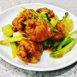 中国料理 一楽 - 鶏もも肉の甘酢あんかけ