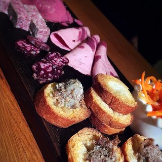 ジビエ&ワインバル urban's camp_0