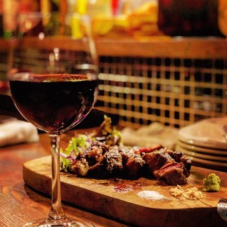 Delicious meat and carefully selected wines from around the world