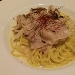 とまと座 - 「群馬県産　”和豚もちぶた”とエリンギ茸の柚子胡椒クリームソース」
      (2017.12)