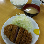 ロースかつ定食690円