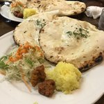 ビジービー - これがチーズナン