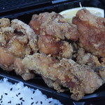 カラアゲセンモンテン マルヨシ - 鶏もものから揚げ弁当 680円