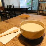 イカニカ - カフェオレ