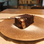 イカニカ - ガトーショコラ 1/2