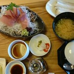 Umino Resutoran Ootoku - ぶりランチ 大根おろしで食べても美味しいらしい