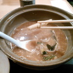 Meisui Teuchi Dokoro Taisou - 細タケノコ(鍋焼き蕎麦)