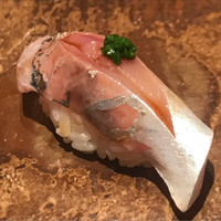 神楽坂 鮨 りん - 鯵（叩きネギと生姜）