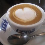 トラットリア エ ピッツェリア アミーチ - マキアートコーヒー