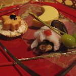 喜良利 - カモ肉・チーズに載ったキャビア・ハモ・焼きマツタケ・銀杏等