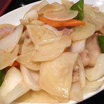 竹園茶酒楼 - 新じゃが・肉・野菜炒め