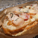 ルメルシエ - スモークチキンとローズマリーのタルティーニュ