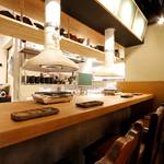 中目黒肉流通センター - カウンター席