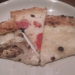 PIZZA SALVATORE CUOMO ＆ BAR - ピザは常時6種類くらい