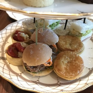 TIFFIN - 