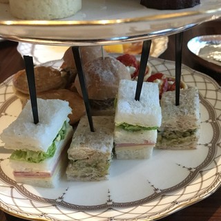 TIFFIN - 