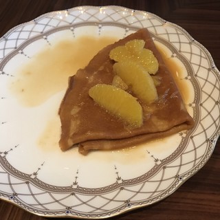 TIFFIN - 