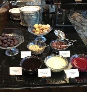 TIFFIN - 