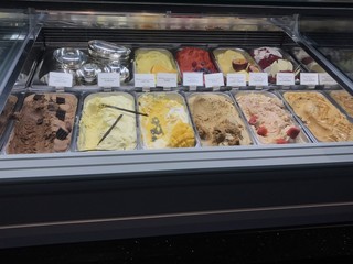 TIFFIN - 