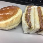 パン・ムラカミ - 卵パン、ハムカツ