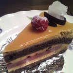 ムッシムパネン - 紅茶と木いちごのケーキ