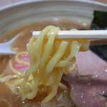 たつみ - 醬油ラーメン　　麺