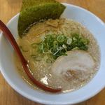 らーめん ながた - こってり醤油系らーめん　700円