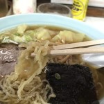 中華楼山下店 - 麺アップ