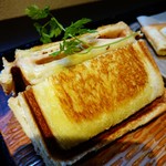 Higashiyama Ikkyuu - ハムチーズサンド。