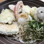 うどん 陣 - こんな野菜天がオンされてる