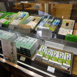 霧の森菓子工房 - ショウケース①