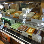 霧の森菓子工房 - ショウケース②