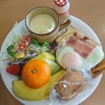 コーヒーハウス101 - トーストセット(°Д°)(何がなんやらバージョン❗)