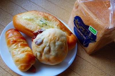 パン工場 釧路昭和店 - 新富士（パン）の写真