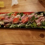 洋風田舎食堂 ナージュ - ローストビーフサラダ