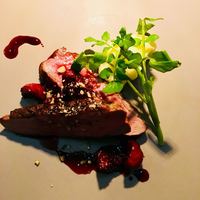 MAIN DINING by THE HOUSE OF PACIFIC - チェリーバレー鴨、無花果とフランボワーズ