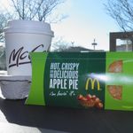 マクドナルド - ホットアップルパイ 100円、コーヒーS 100円