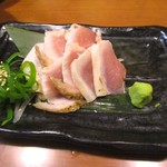 個室居酒屋 創作和食 おりょう - 鹿児島産親鶏のタタキ６９０円