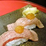 鉄板焼レストラン八景 - 葉山牛の炙りにぎり寿司