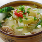 侯氏宽面 - 酸辣牛筋宽面