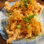 居酒屋 偉虎 - 鶏の空揚げ　中華ソース\300(18-01)