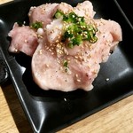 ホルモン焼もんもん - 