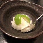 うえ村 - モモのアイス