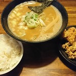 らー麺 鉄山靠 - 