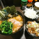 家系ラーメン クックら - ラーメン並  ¥680  しらがネギ ¥100 半チャーシューまぶし  ¥100